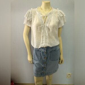 Light Wash Button-Front Denim Mini Skirt